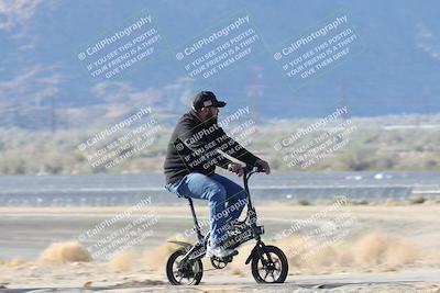 media/Dec-04-2025-Racers Edge (Thu) [[5ebc9f124d]]/1-Track Walk/